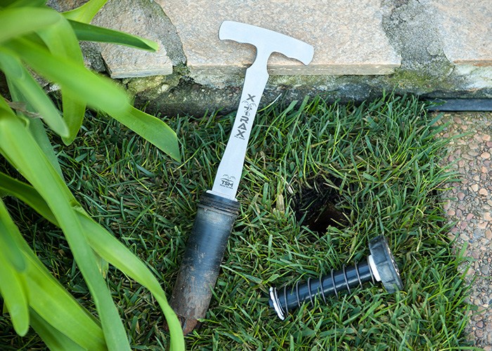 xTrax Step 3: Pull to Extract Sprinkler Head